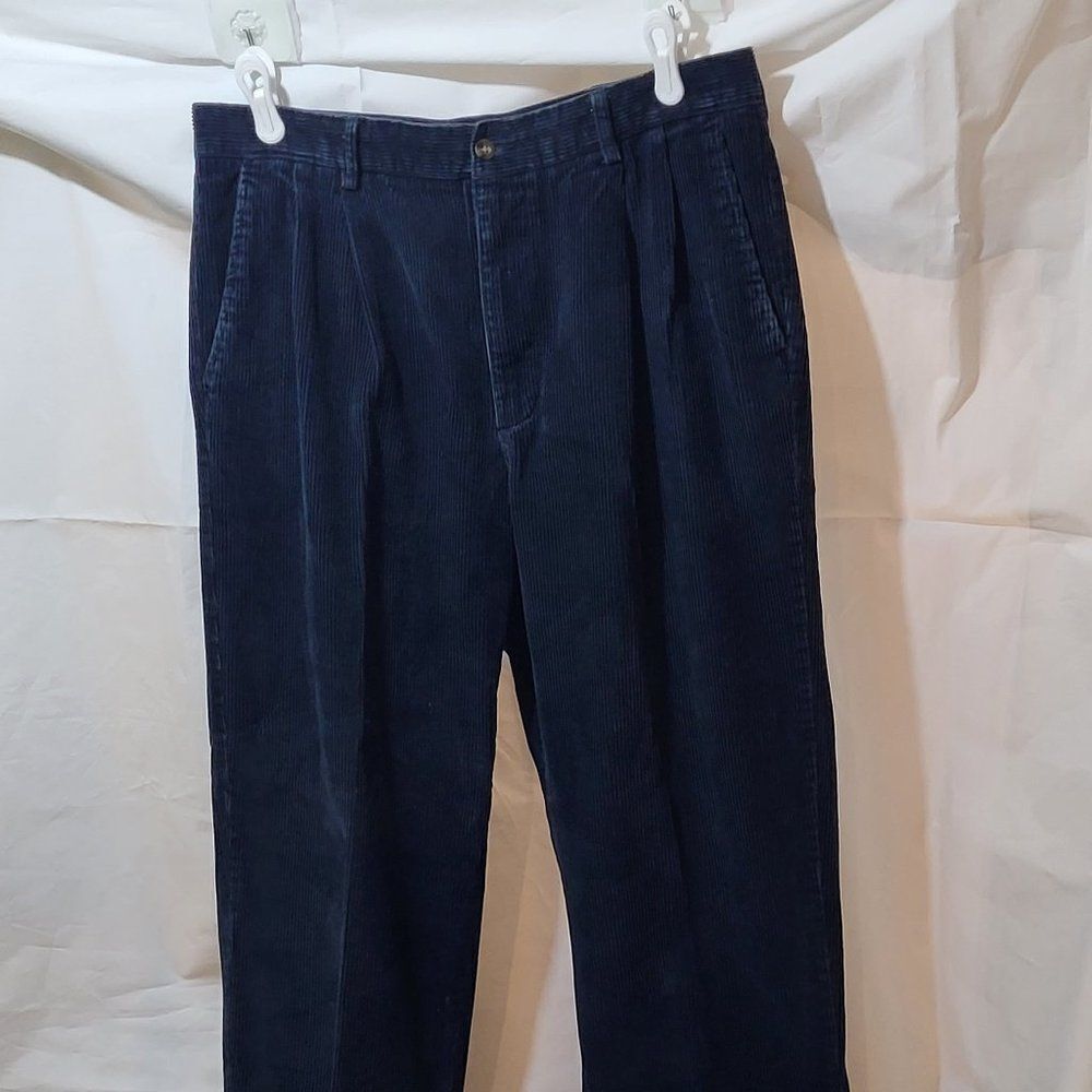 J A Banks VTG Corduroy Pleated Front Navy Blue Size W36/L30 Pants